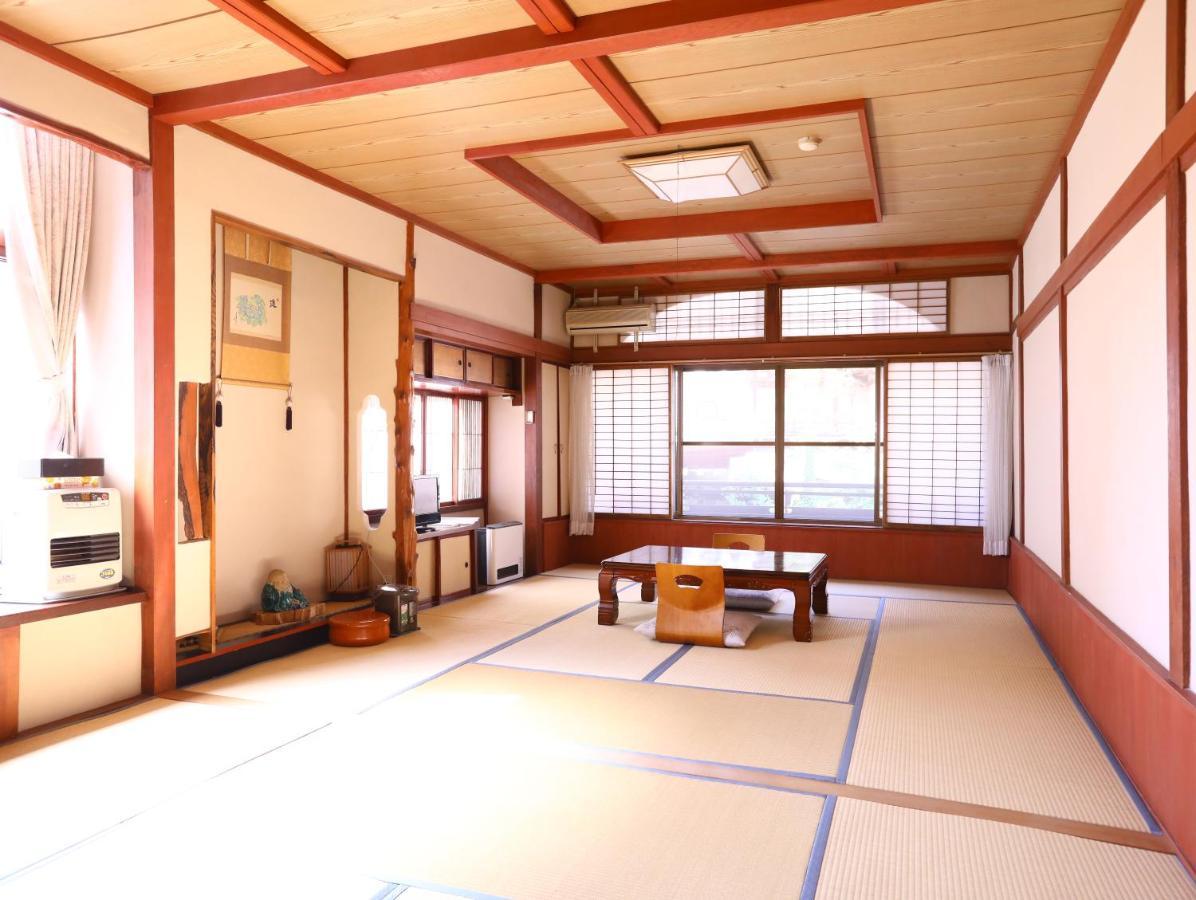 Ikariya Ryokan Yamanouchi  Luaran gambar